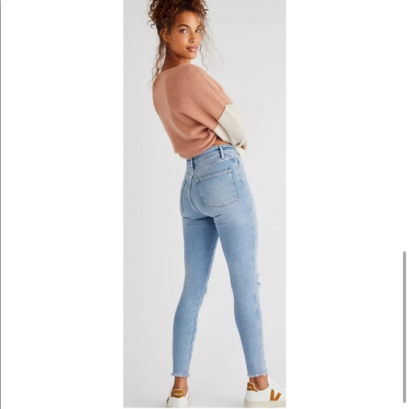 Free People We The Free High Rise Skinny Light Wash Jeans Raw Hem Size 30 - Picture 6 of 12